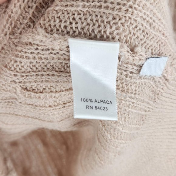Banana Republic 100% Extra Fine Alpaca Cable Knit Sweater XS Flawed - Picture 5 of 8